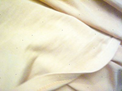 Hvordan du rengjør hvite gardiner. Materialer som du trenger.